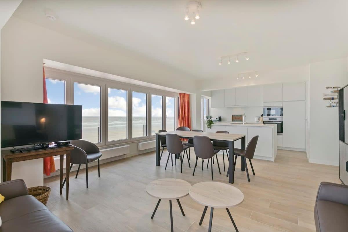 Huswell - Majestic Apartment With Breathtaking Sea View De Haan Exterior foto